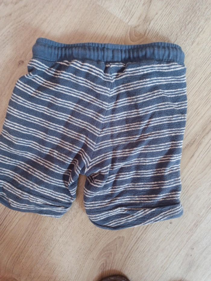 Short Kiabi 4 ans - photo numéro 3