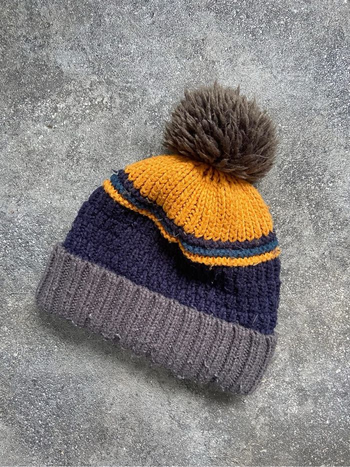 Bonnet / Taille 56 / La halle