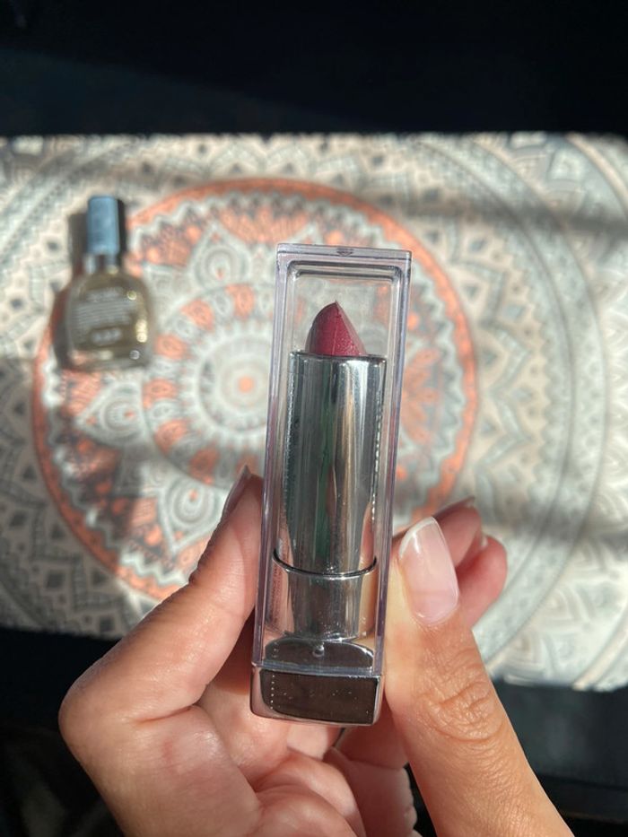 Rouge à lèvre - photo numéro 2