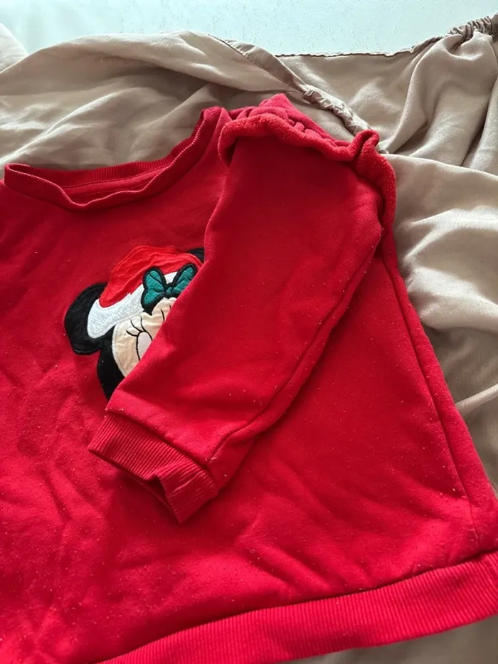 Pull Minnie de Noël 24/36 mois - photo numéro 2