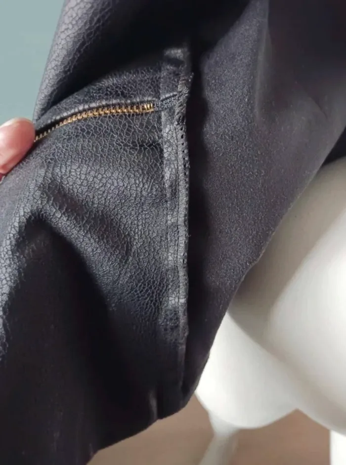Veste simili cuir noir 36 - photo numéro 7