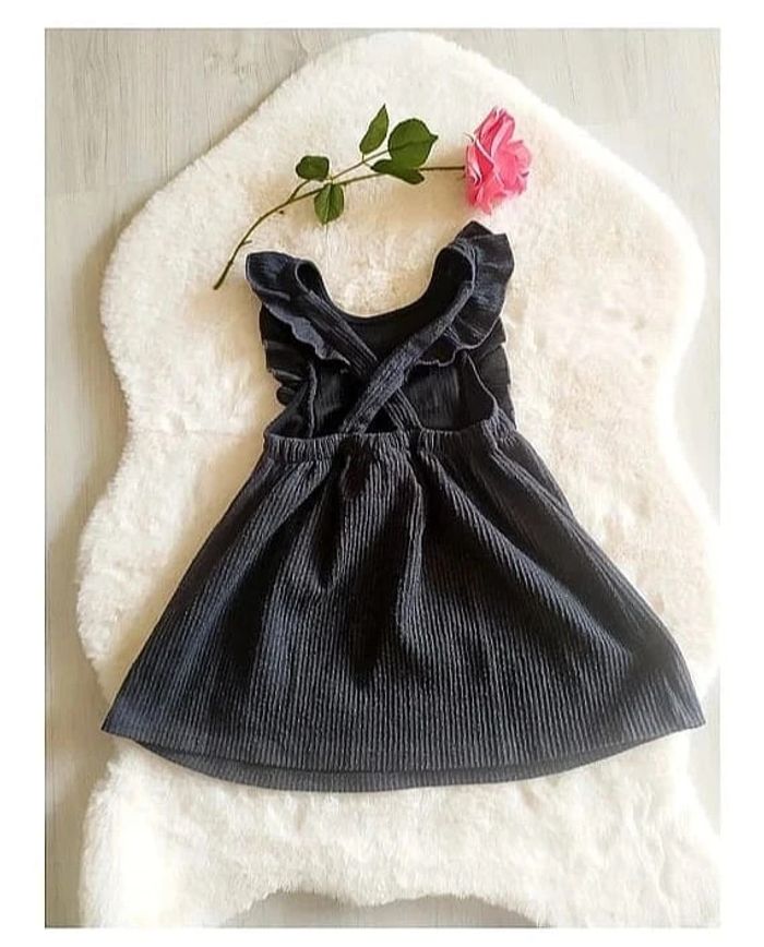 Robe chasuble côtelée mi-saison Zara taille 4 ans - photo numéro 3