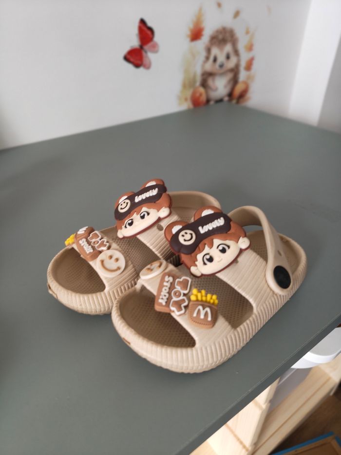 Sandales Toy Story 24 - photo numéro 4