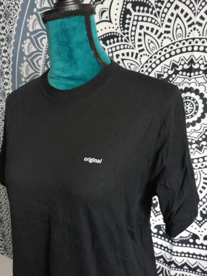 Tee-shirt noir basique écriture original col montant / H&M / (S) - photo numéro 3