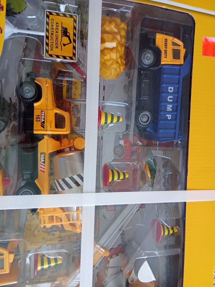 Boîte 5 véhicules de travaux - photo numéro 10