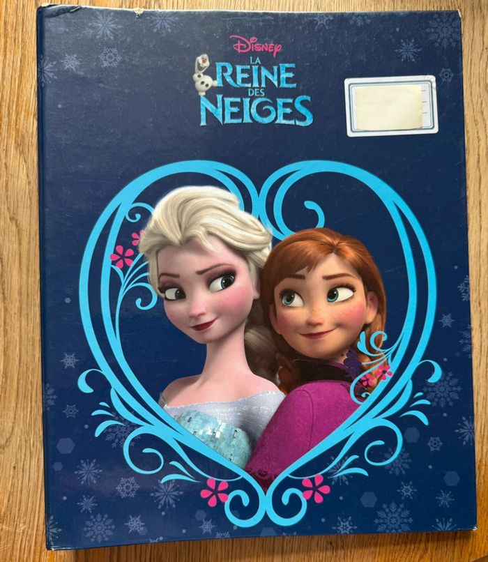 Classeur reine de neiges avec 6 intercalaires et 24 feuilles plastiques