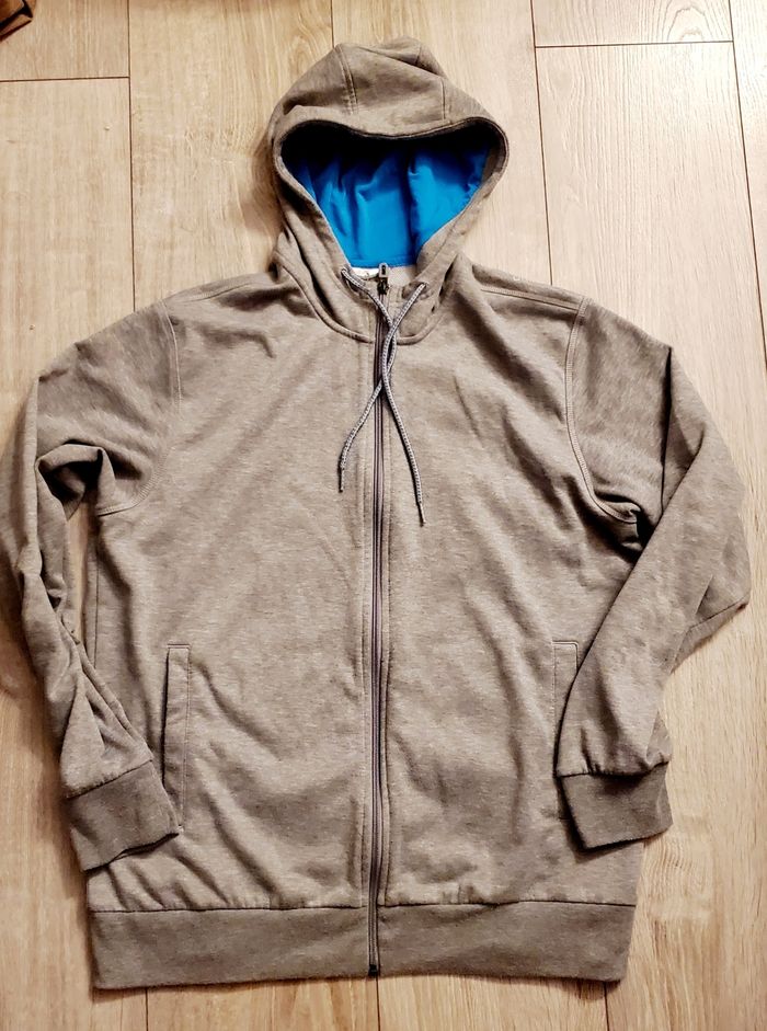 Sweat à capuche