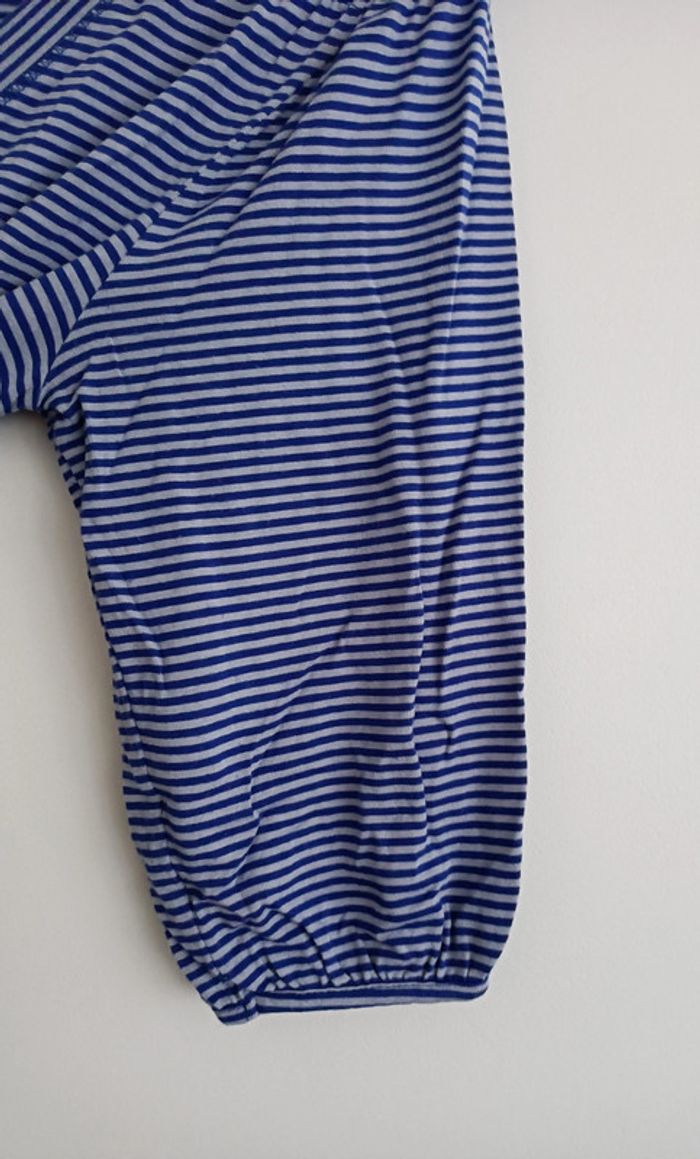 T shirt raye gris et bleu imprime fleurs a fronces. Manches 3/4. In extenso. Taille 38 - photo numéro 6