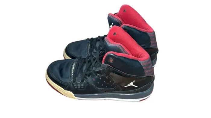 Baskets Jordan 38,5