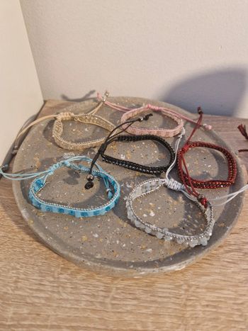 Joli lot de bracelets