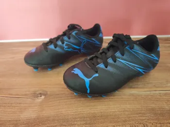 Chaussure foot T.28
