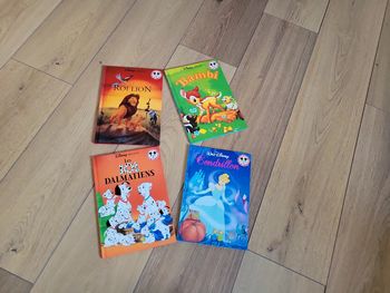 4 livres Disney
