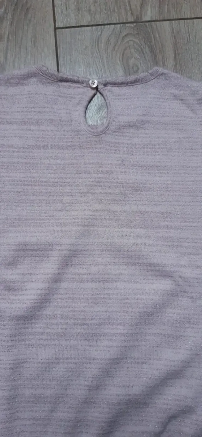 Pull léger tape à l'oeil rose irisée 10 ans neuf jamais porté - photo numéro 4