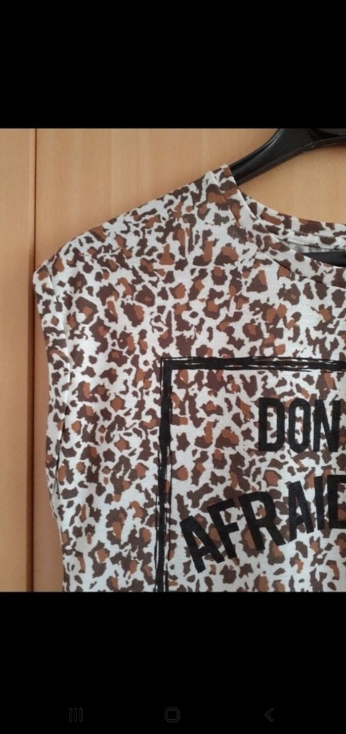 Joli tee shirt t xs léopard pull&bear peut s - photo numéro 2