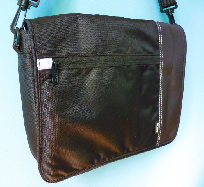 Sac sacoche informatique noire pochette PC bandouliere TBE - photo numéro 2