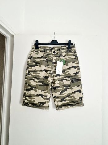 Short militaire