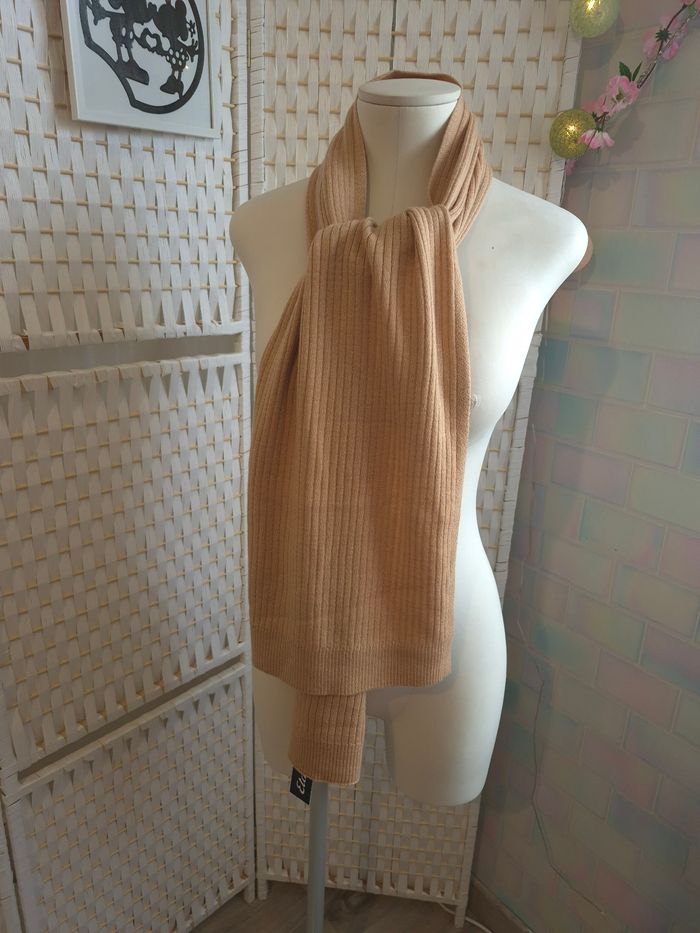 🏷️jolie écharpe ETAM laine & cachemire beige camel femme