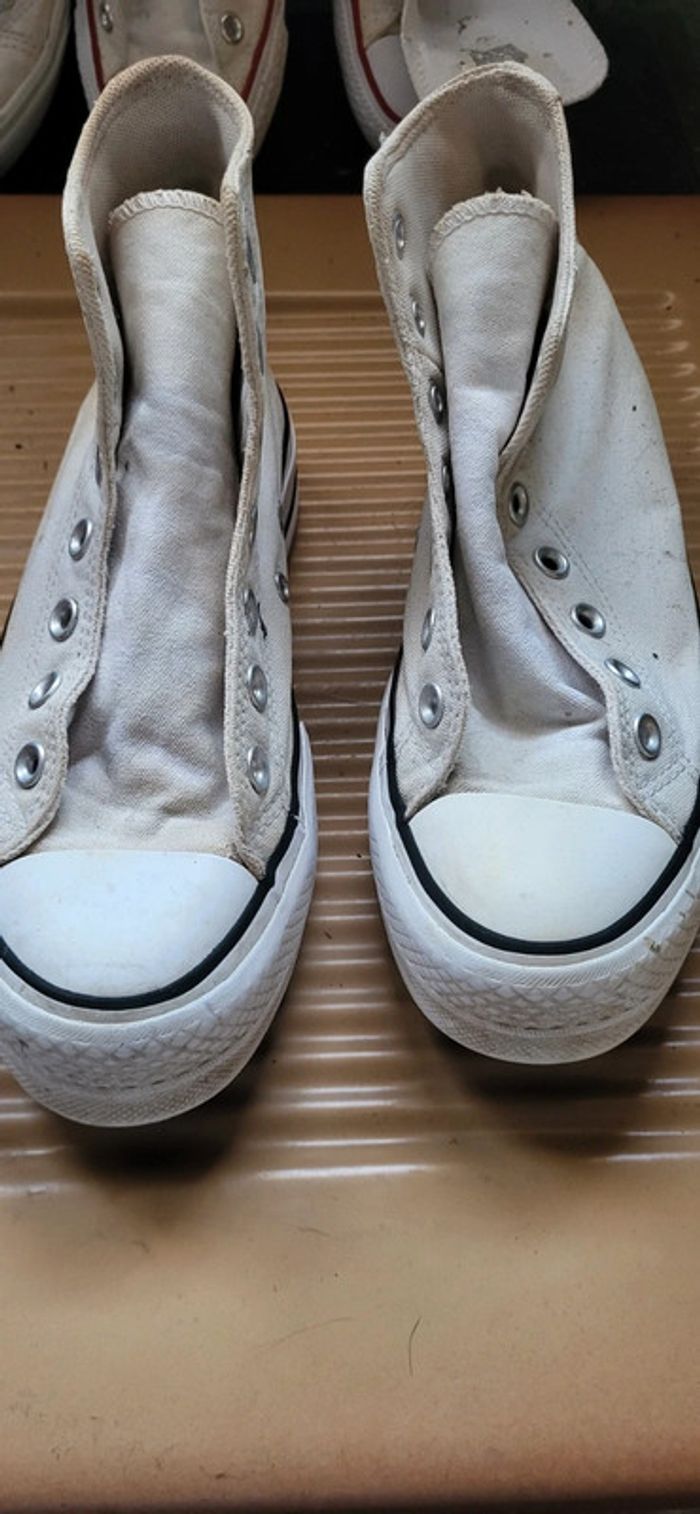 Converse - photo numéro 2