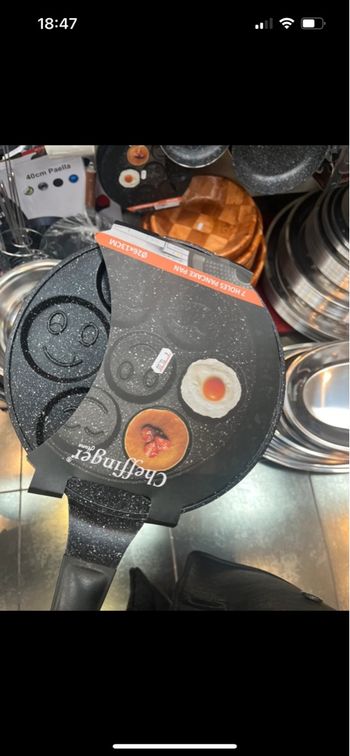 Poêle smiley's neuf