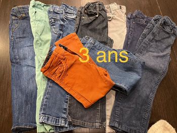 Lot jeans et pantalons