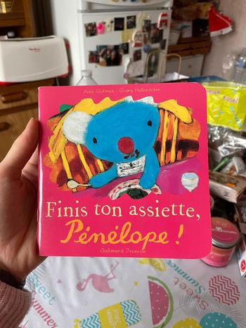 Livre finis ton assiette Pénélope.