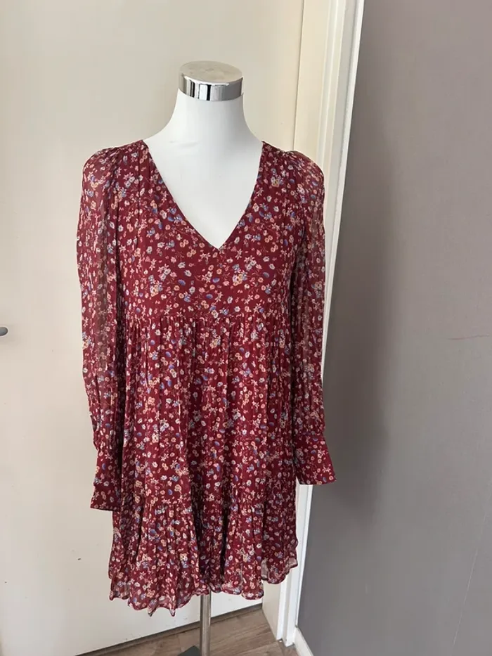Sezane robe aurena rouge Imprimé Florale taille 34.