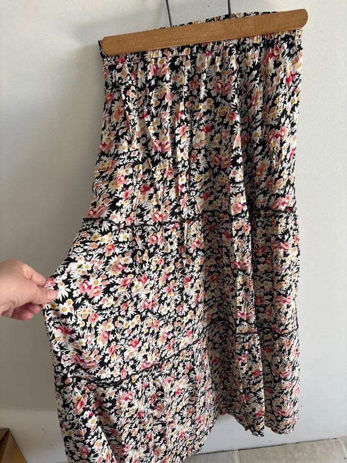 Jupe longue fleurie SHEIN taille 36 - photo numéro 2