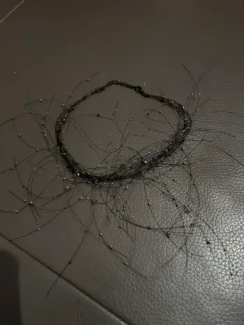 Collier tour de cou fin noir