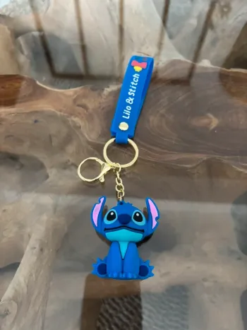 Porte clé Stitch Lilo bleu plastique