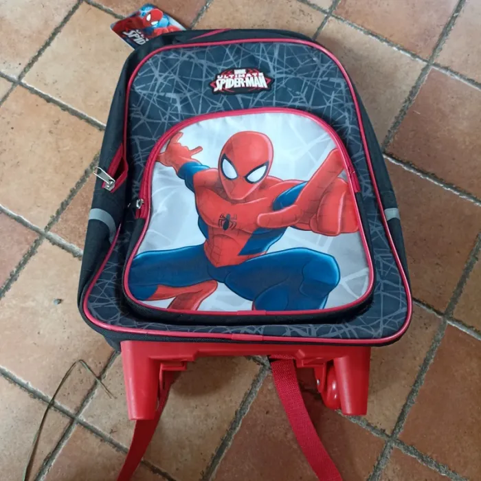 Cartable spiderman à roulettes