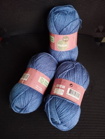 * Lot de 3 pelotes bleues Medium par Alison & Mae