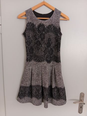 Robe grise à motifs t36