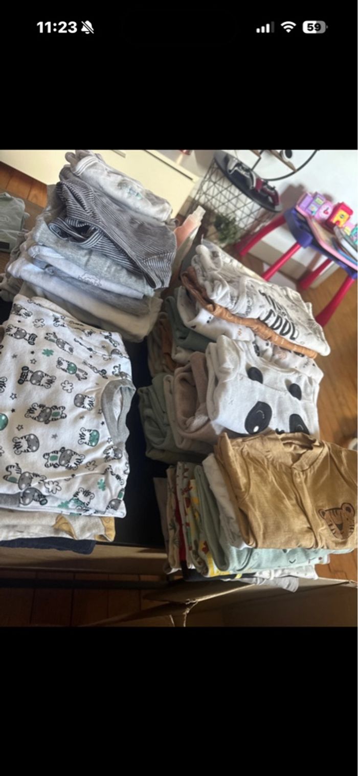 Lot vêtements garçon - photo numéro 2