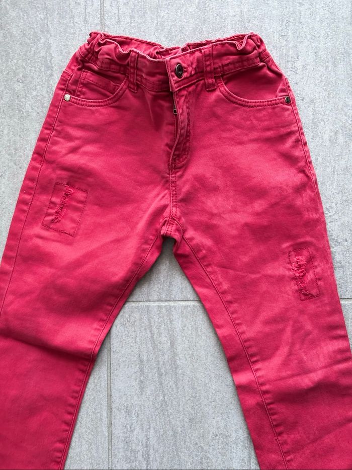 Pantalon rouge - photo numéro 3