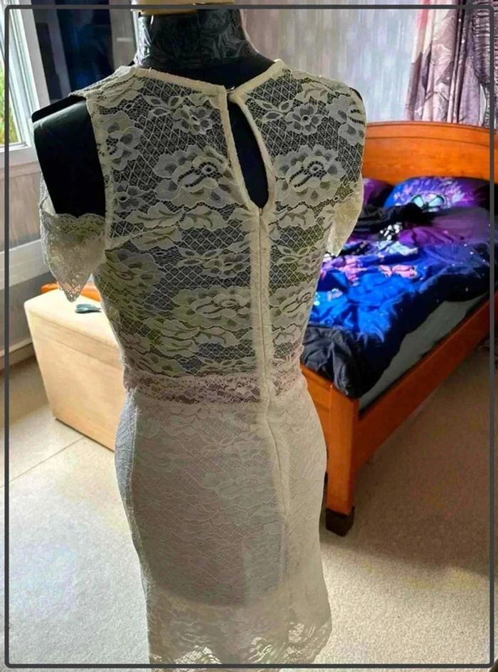 Magnifique  robe  effet  dentelle  taille 38 - photo numéro 5