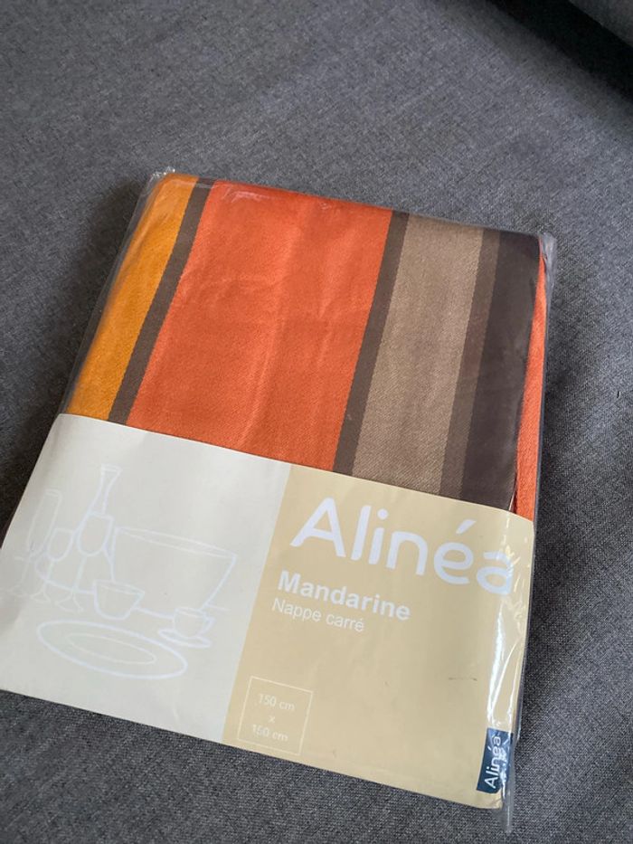 Nappe bayadère Alinea modèle  mandarine forme carrée, 150 × 150 cm