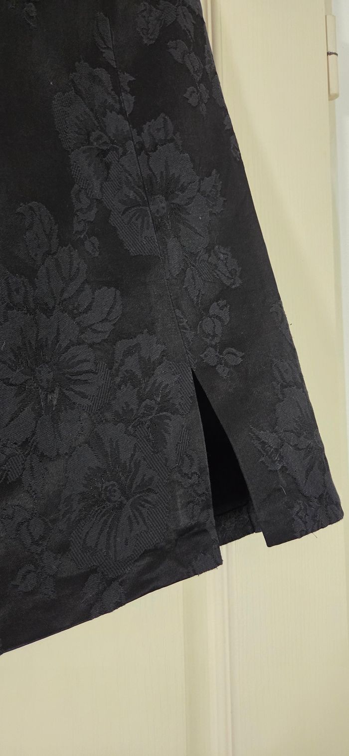 Jupe noire jacquard fleurie Jacqueline Riu – chic et élégante – excellent état - photo numéro 3