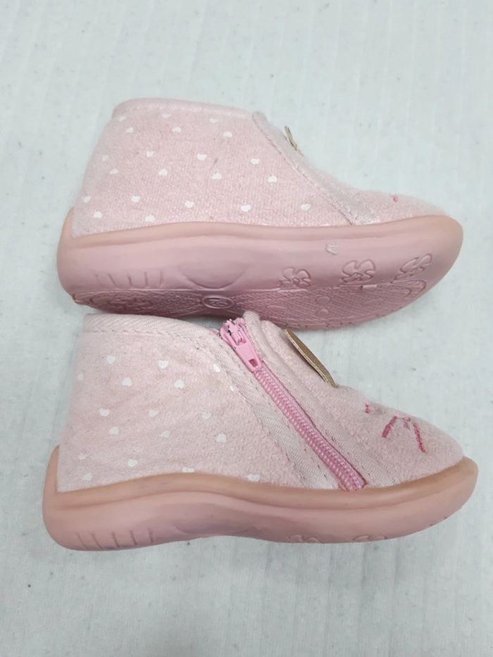 Paire de chausson 19 - photo numéro 3