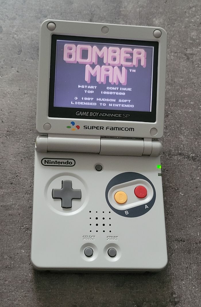 Game boy advance SP - photo numéro 3