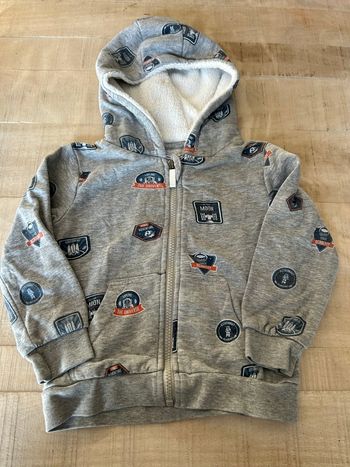 Sweat gris à capuche astronaute