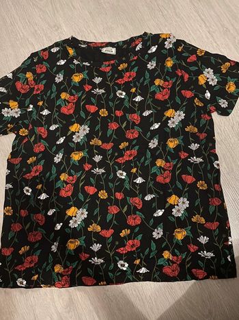 Tee shirt
