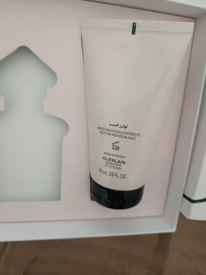 Lait pour le corps La petite robe noire - photo numéro 4