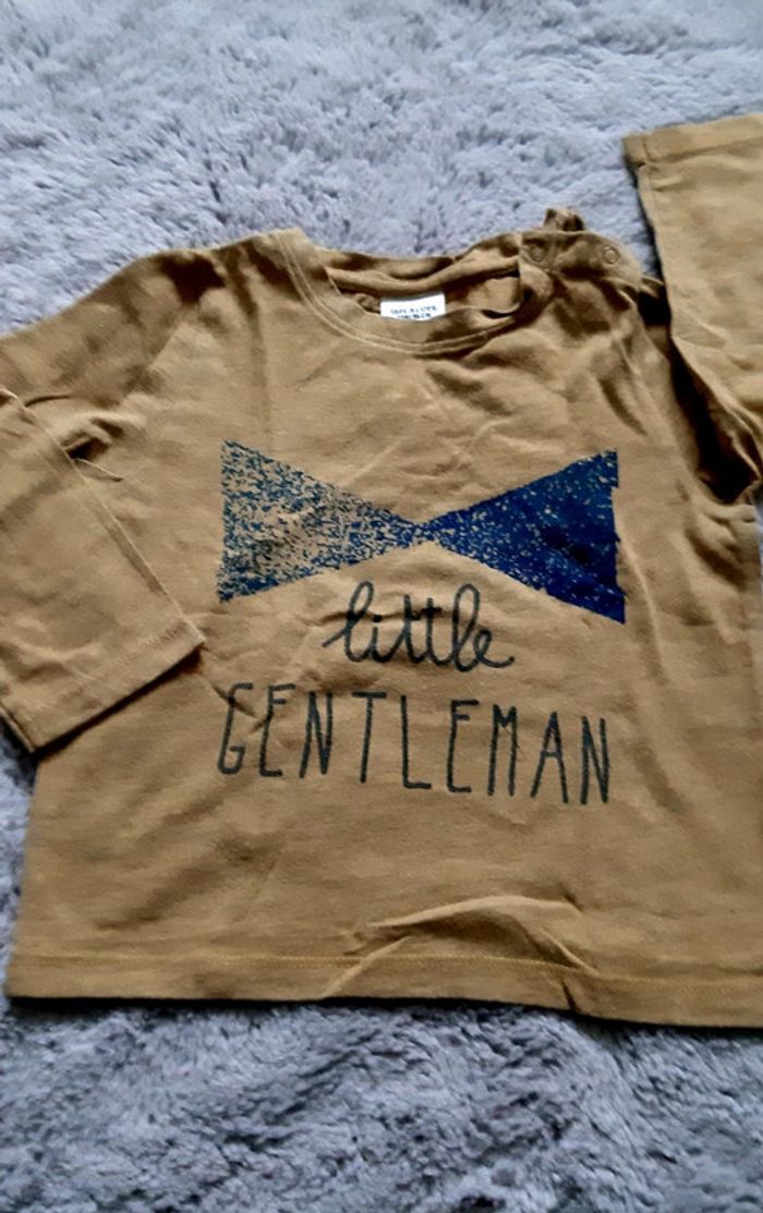 Lot assorti jaune moutarde pantalon et t-shirt manches longues H&M Vert Baudet TAO 18 mois-2 ans - photo numéro 12