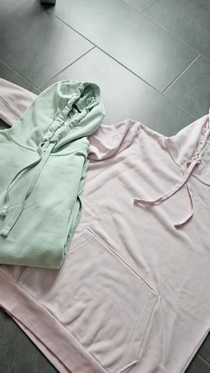 3 sweats - photo numéro 2
