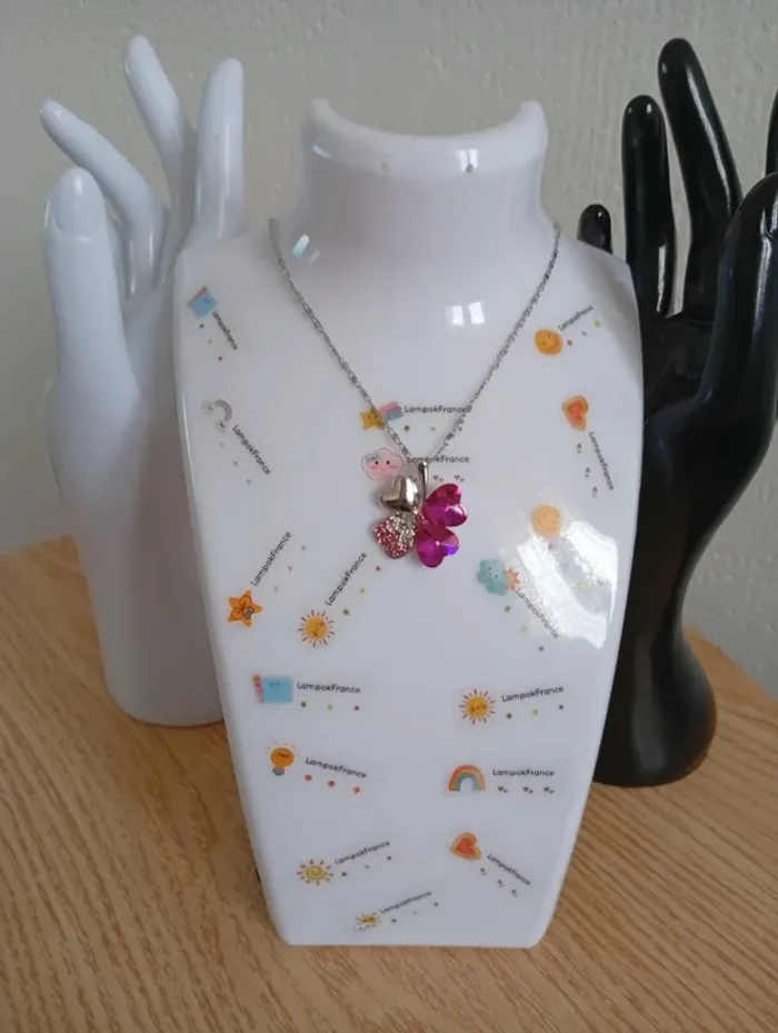 Solde 💝 Collier trèfle à 4 feuilles en acier argentée rose bohème