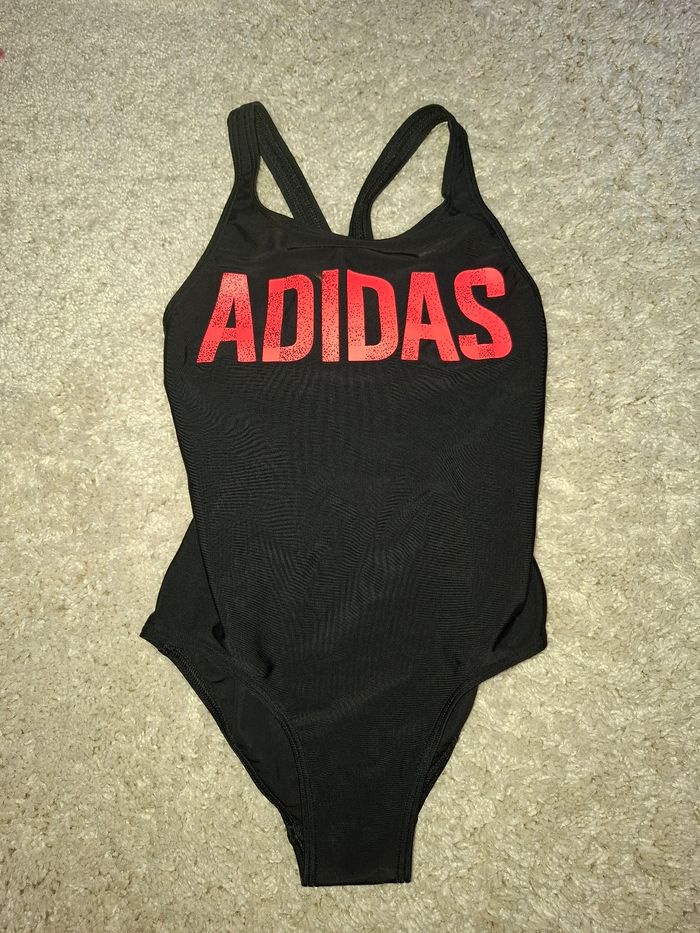 Maillot de bain Adidas 7/8 ans