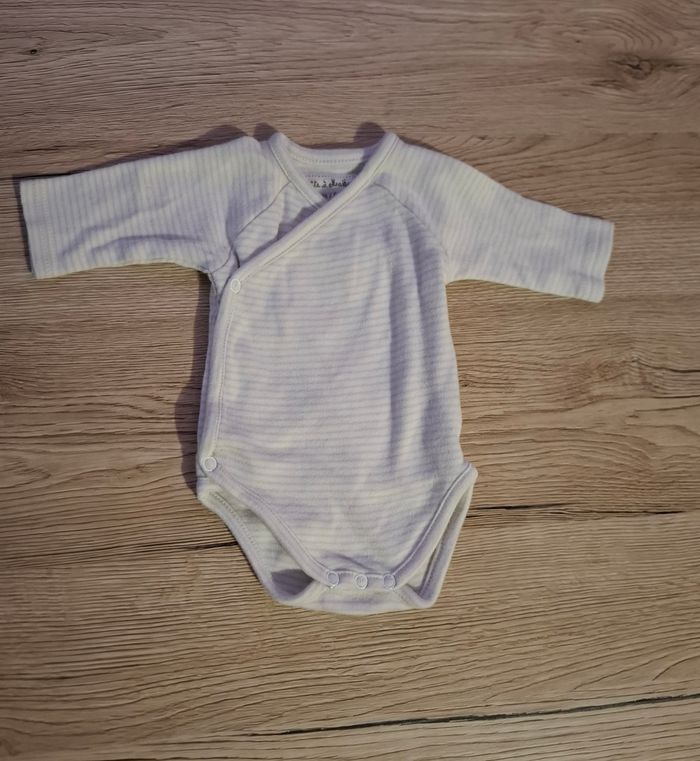 8 bodies 1 mois - photo numéro 3