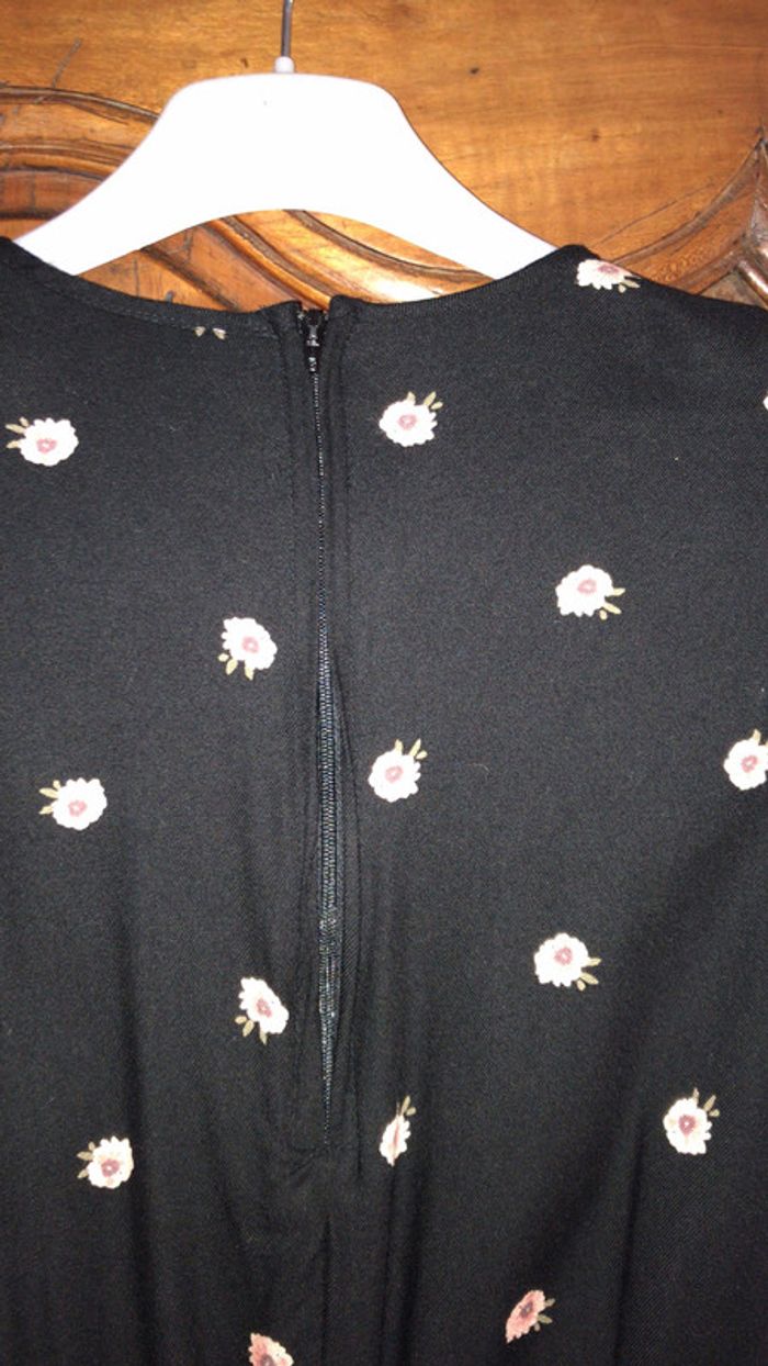 TAO robe neuve taille 14 ans - photo numéro 5