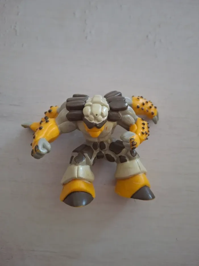 Figurine vintage giochi Kongor – gormiti Peuple de la Roche – Série 1 numéro 4 (2007) - photo numéro 2