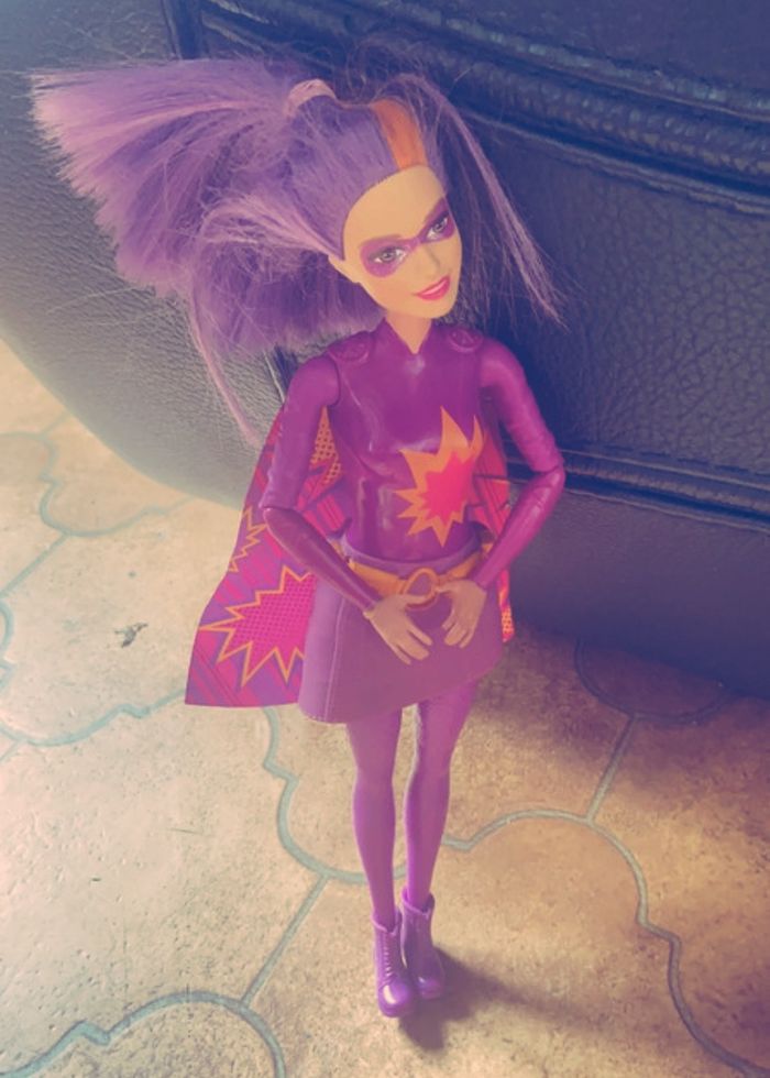 Poupée barbie super héros